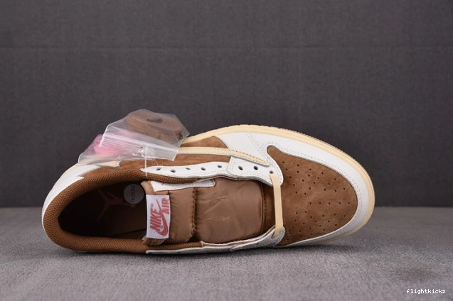 Scott 1 SP Travis Low DM7866-106 AJ OG x 0825